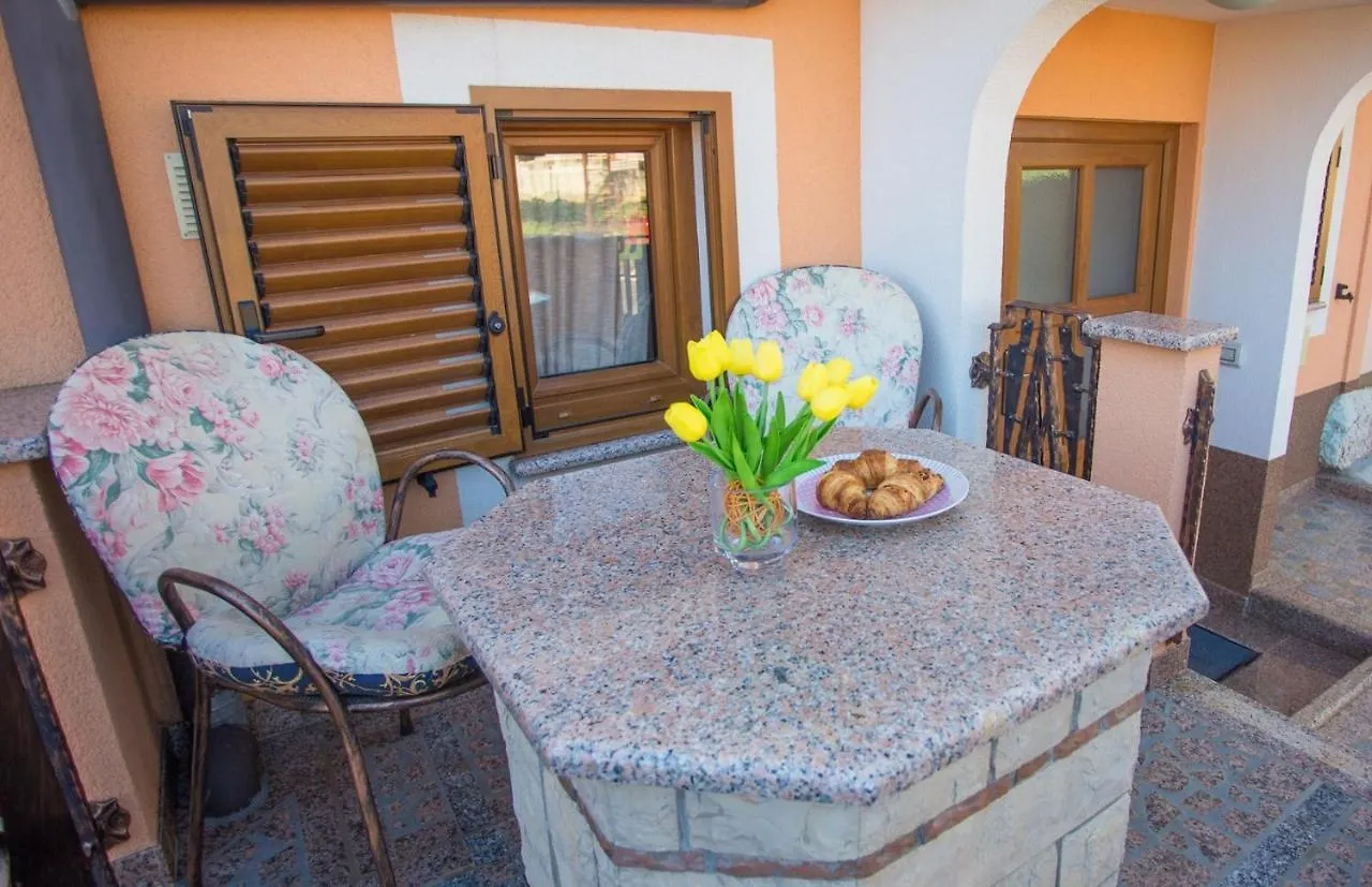 Rustic-Holiday Home Vani With Tavern, Near Porec Nova Vas   Nova Vas (Porec)