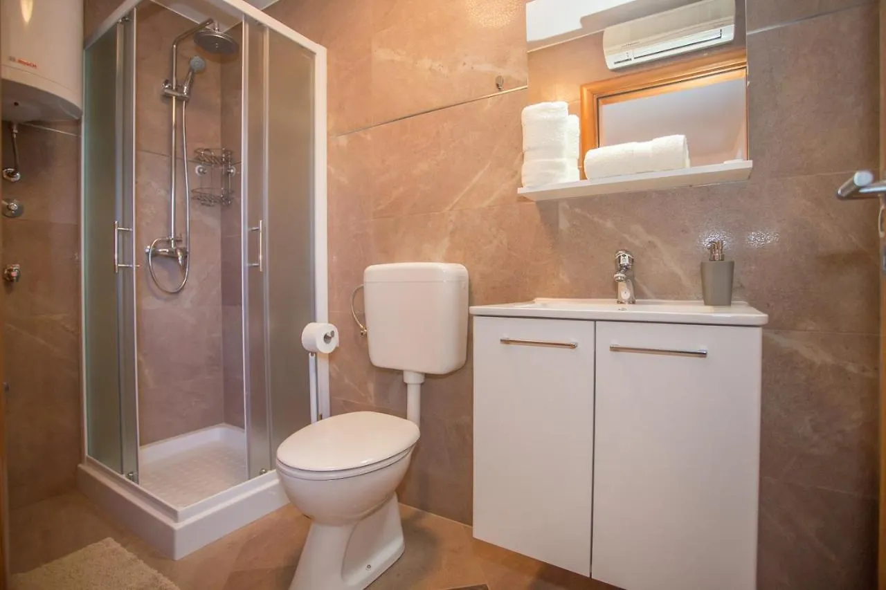 Rustic-Holiday Home Vani With Tavern, Near Porec Nova Vas  Nova Vas (Porec)