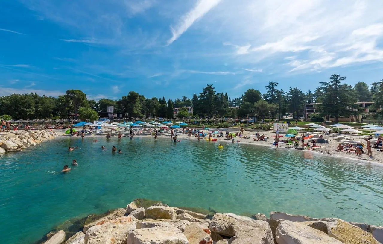 Rustic-Holiday Home Vani With Tavern, Near Porec Nova Vas  Croacia